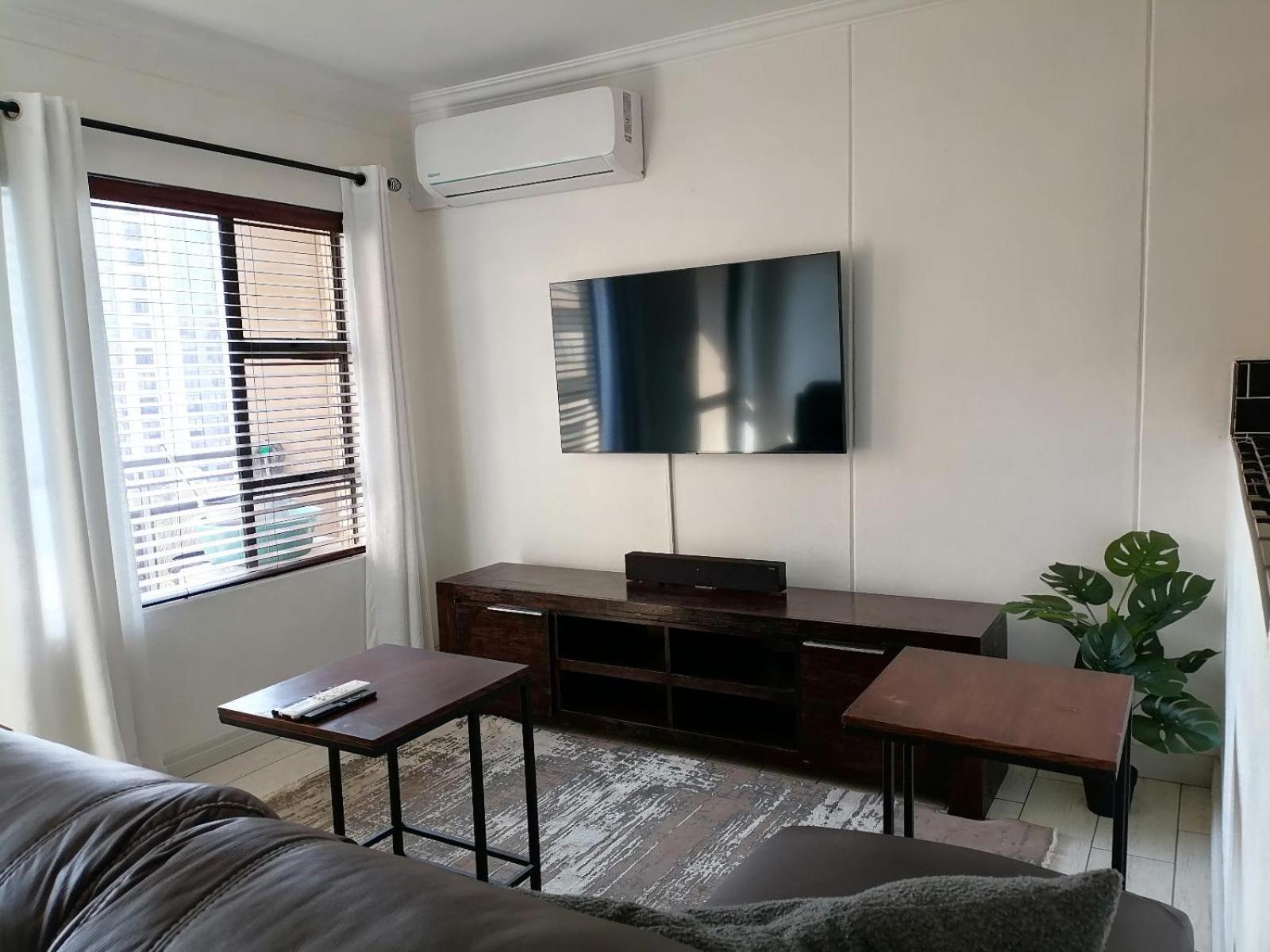 Emabheleni Executive Suites Westpoint 요하네스버그 객실 사진